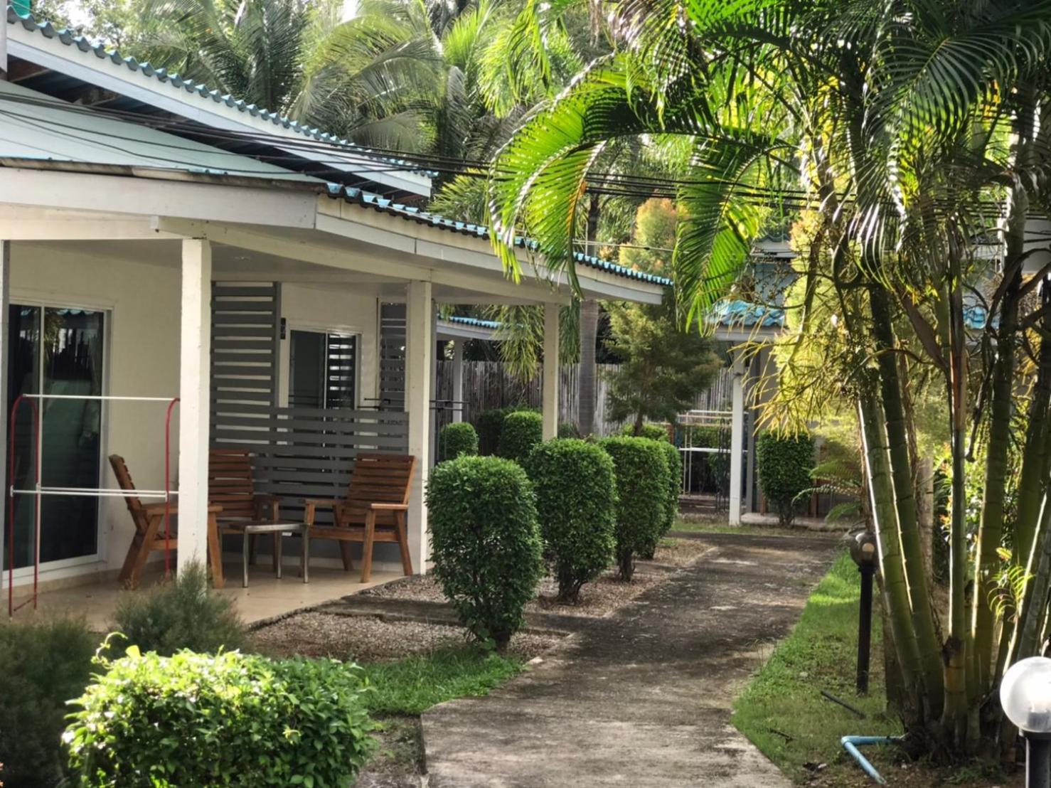 Smile Resort Ko Mook Eksteriør bilde